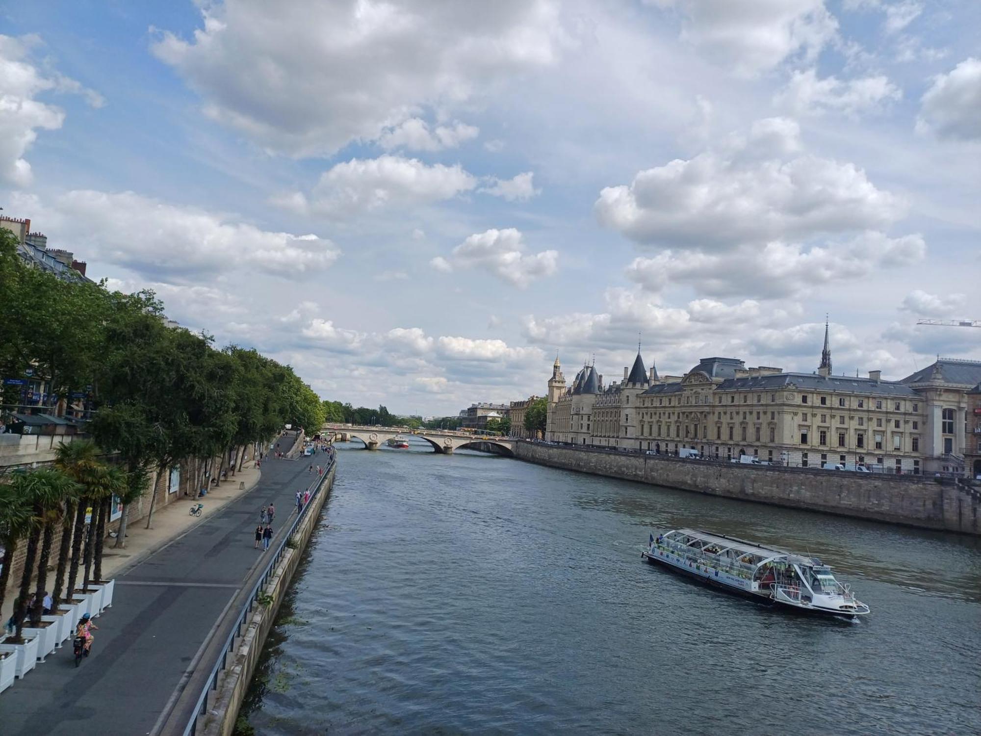 Happy Stay Paris - Suite Hotel De Ville Le Marais Εξωτερικό φωτογραφία